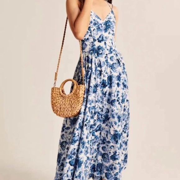 Abercrombie & Fitch Blue Floral Drop Waist Maxi Dress - Picture 2 of 10